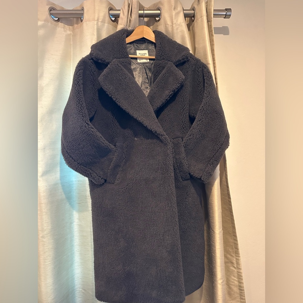 Abercrombie & Fitch Charcoal Teddy Jacket